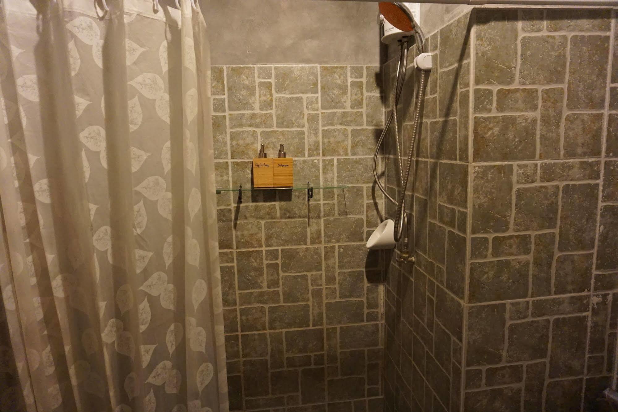 Lom La Lanta Otel Ko Lanta Dış mekan fotoğraf