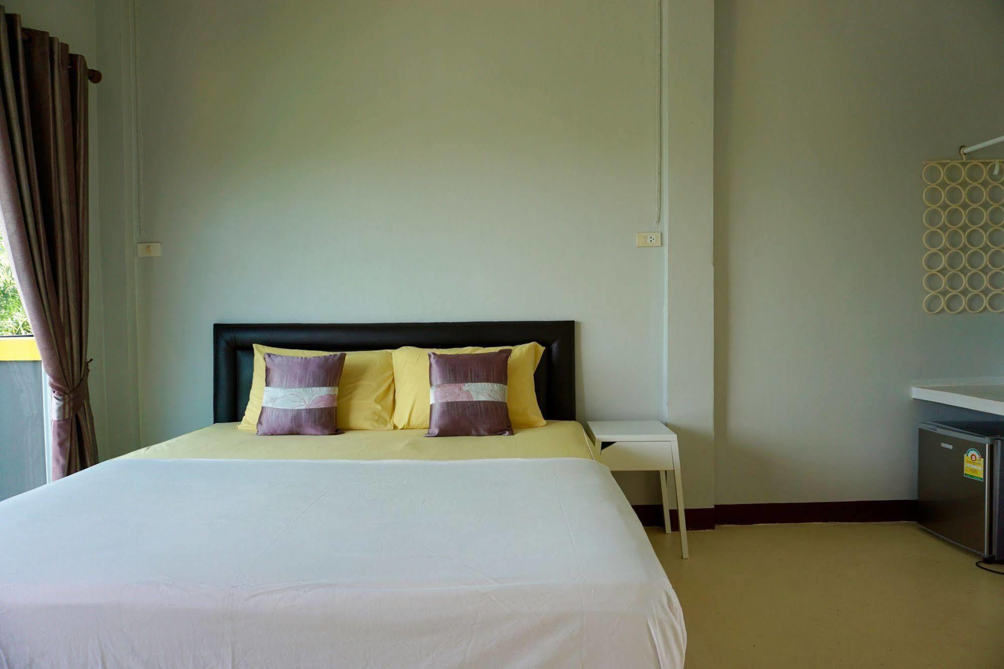 Lom La Lanta Otel Ko Lanta Dış mekan fotoğraf